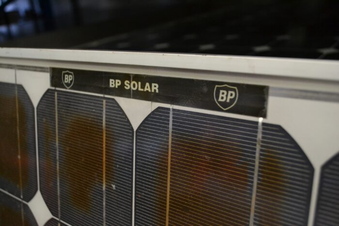 BP Solar 75W Mono Solar Panel (used/cleaned/assessed) Voc 21.4 Vmp 17.00 Isc 4.75 Imp 4.45  1190x530x45mm Silver Frame - Image 2