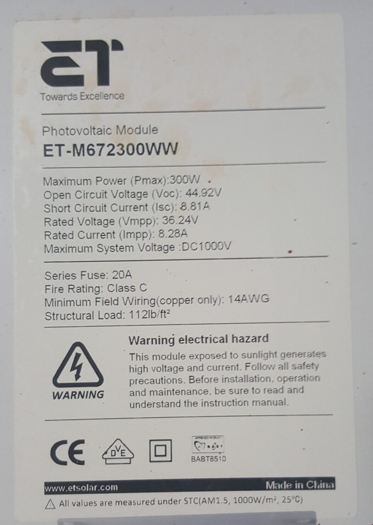 ET Solar 300W Mono Solar Panel (used/cleaned/assessed) Voc 44.92  Vmp 36.24 Isc 8.81 Imp 8.28 1956x991x50mm Silver Frame