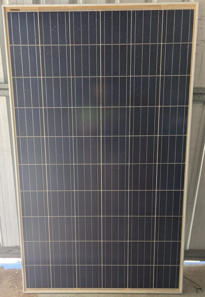 USG 250W Poly Solar Panel (used/cleaned/assessed) Voc 37.3 Vmp 29.9 Isc 8.98 Imp 8.35 1640x990x35mm Silver Frame - Image 2